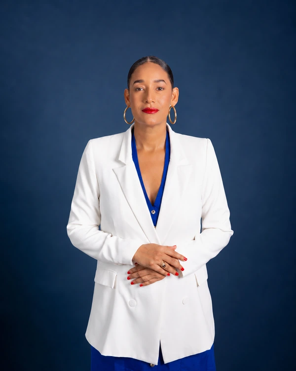 Dra. Adaliza M. Taveras, Segunda vocal